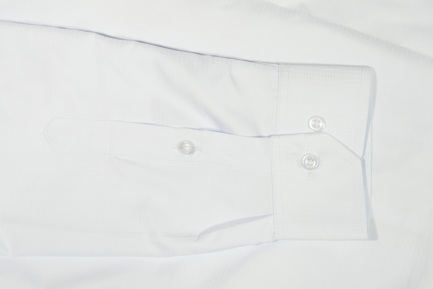 CAMISA FORMAL BLANCA MANGA LARGA (CUELLO AZUL)